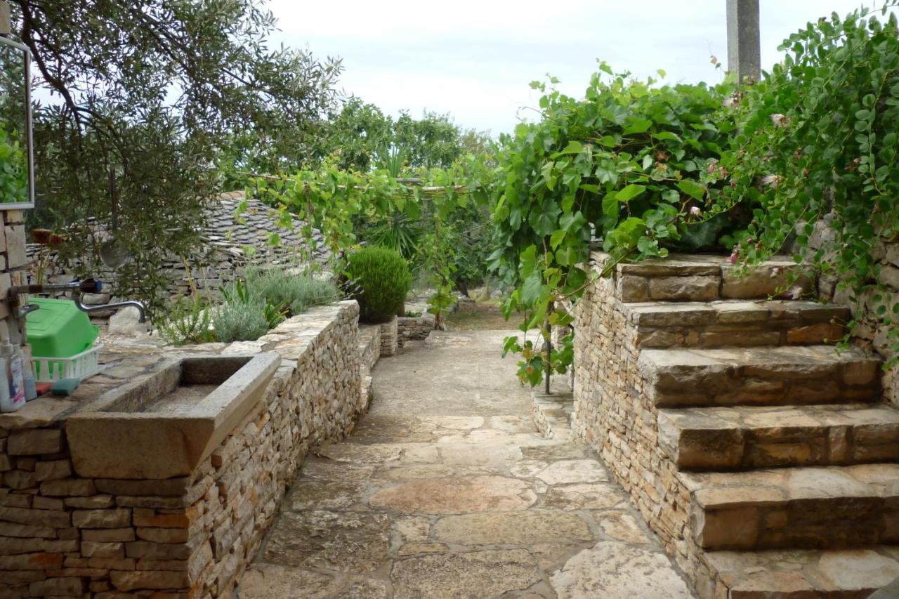 הוילה וולה לוקה Secluded House With A Parking Space Cove Stratincica, Korcula - 13430 מראה חיצוני תמונה