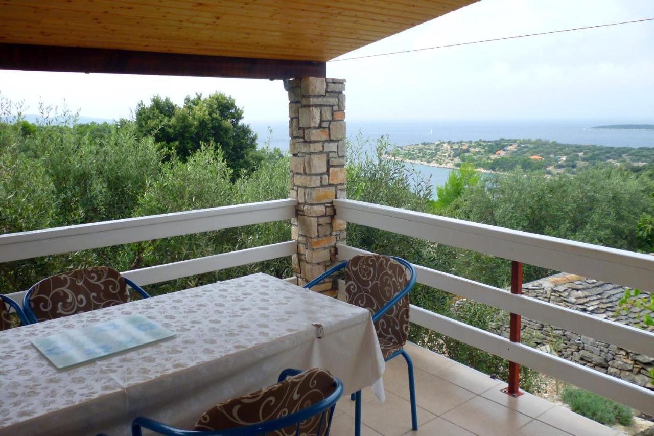 הוילה וולה לוקה Secluded House With A Parking Space Cove Stratincica, Korcula - 13430 מראה חיצוני תמונה