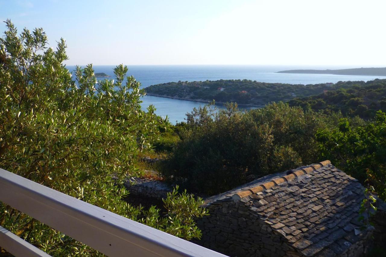 הוילה וולה לוקה Secluded House With A Parking Space Cove Stratincica, Korcula - 13430 מראה חיצוני תמונה